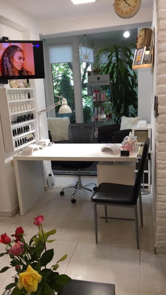 MP nails & beauty 
